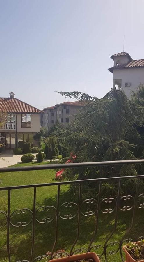 Триумф Холидей Вилидж Свети Влас מראה חיצוני תמונה